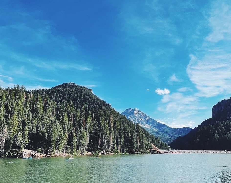 The image depicts Tibble Fork Reservoir, not far from Center for Change, an eating disorder treatment center.